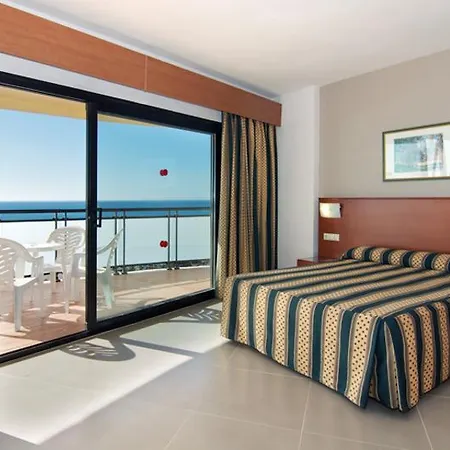 فندق Puente Real 4*